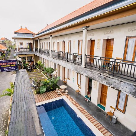 Guesthouse Cempaka Putih Seminyak  Exterior photo